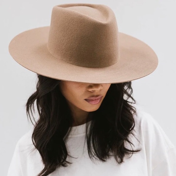 Gigi Pip Dakota Triangle Crown - Picture 9 of 10